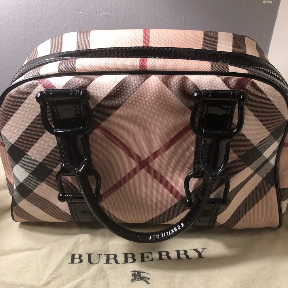 Burberry Bowling Handbag 💯🔥🔥💥💥💥💥
